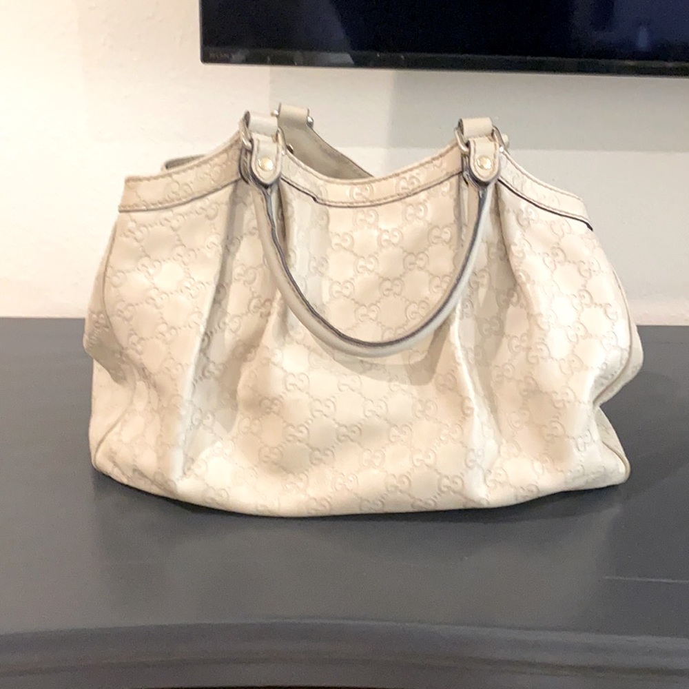 Authentic GUCCI Bellissima Handbag, Ivory